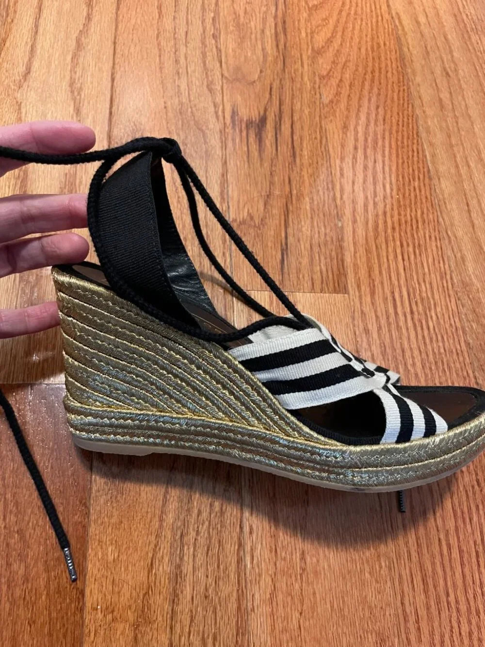Marc Jacobs Dani Striped Canvas Wedge Espadrille Sandals Gold Heel Size 38‎